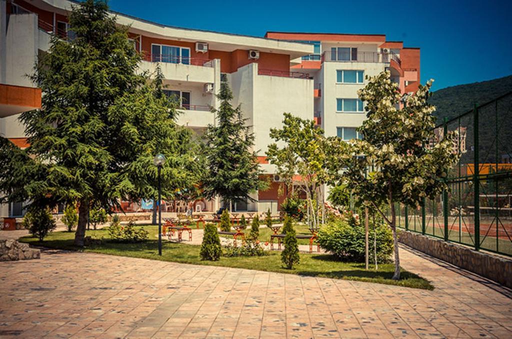 Privilege Fort Beach - Menada Apartments Elenite Exterior foto